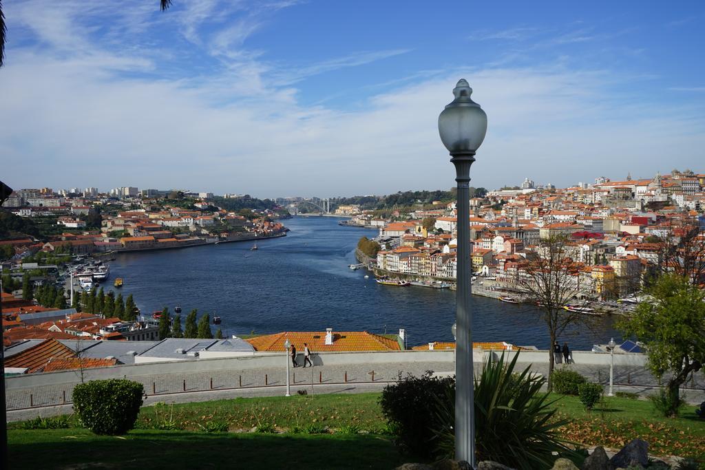 Apartments Luiz I Bridge By Amber Star Rent Vila Nova de Gaia Bagian luar foto